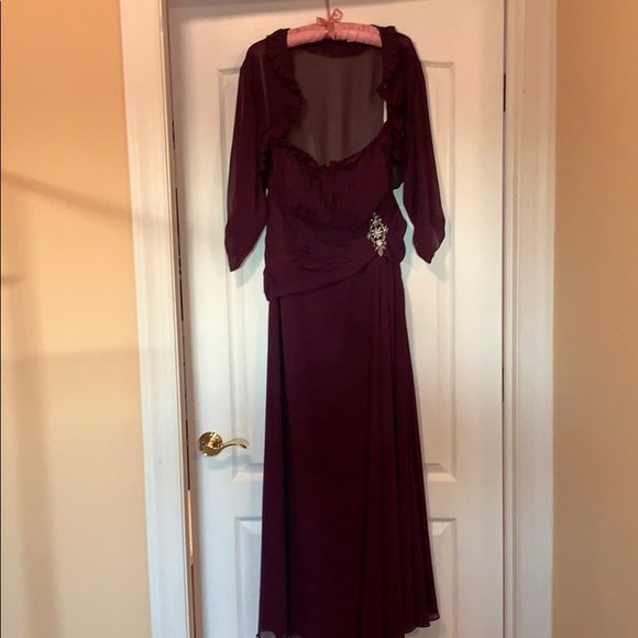 Jade evening dress with short jacket - Picture 1 of 8